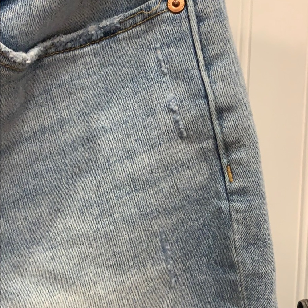 Loft Jeans - image 4